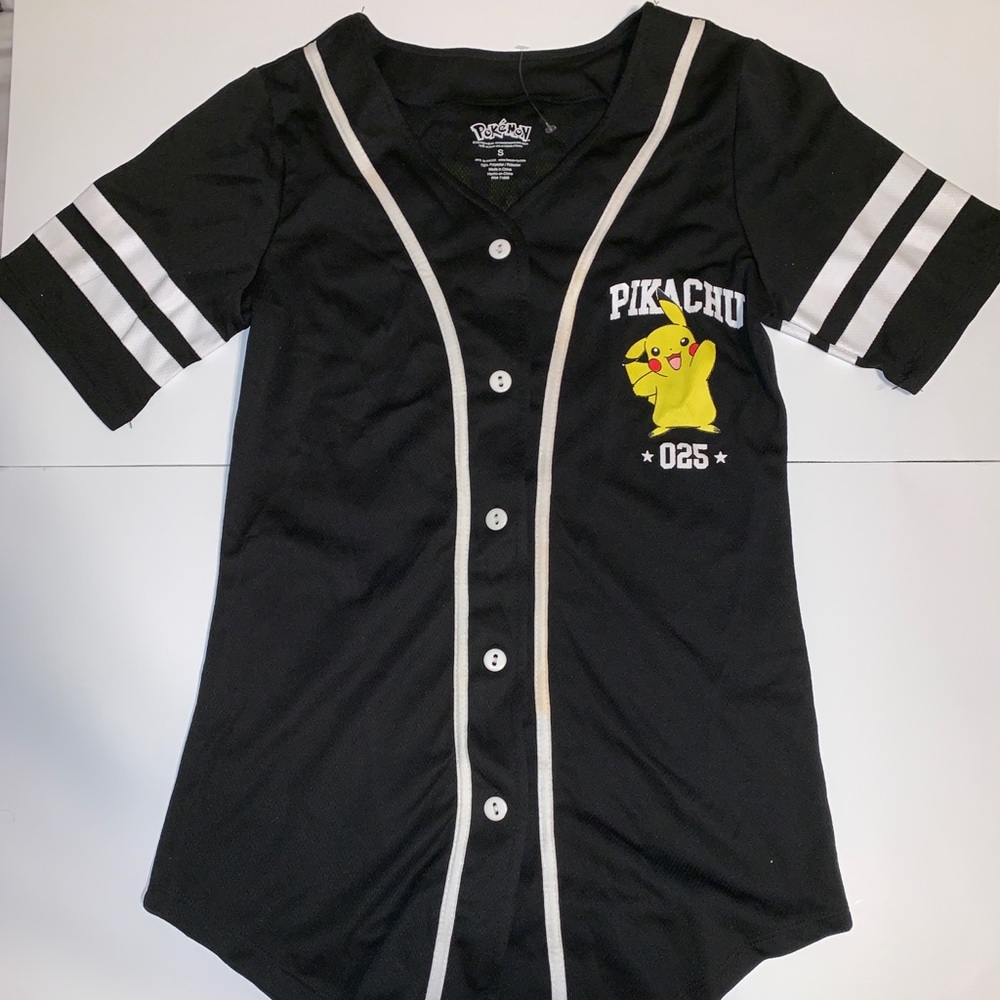 Pokemon Pikachu *025* Jersey Style RN#71868 Small